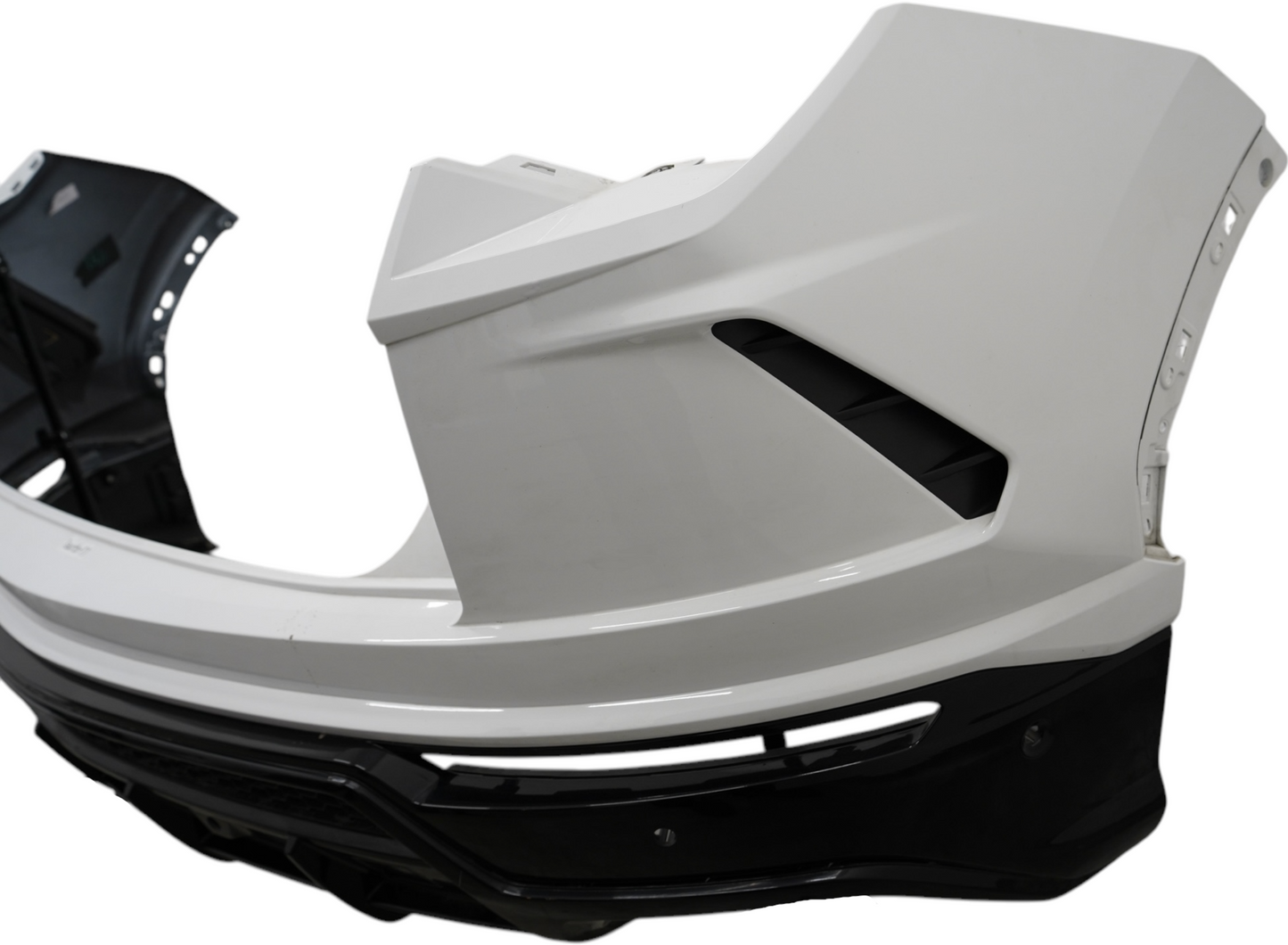 Lamborghini Urus rear bumper OEM part number: 4ML807511A