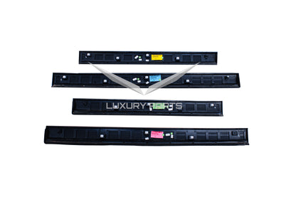 Rolls Royce Cullinan side panels side trims L + R black