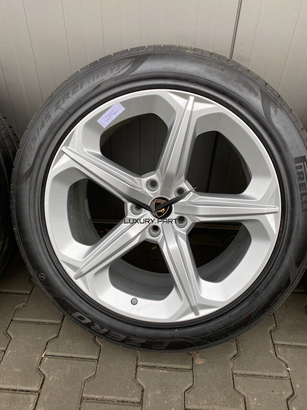 Lamborghini Urus Wheels Set 21 Inch