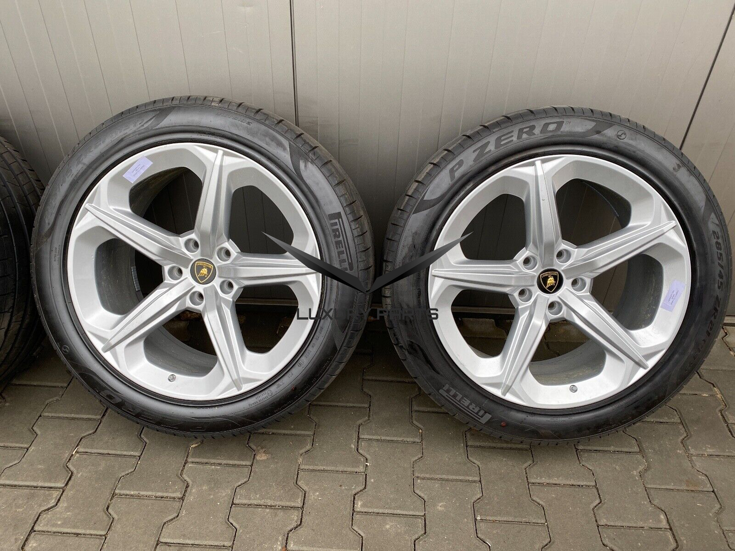 Lamborghini Urus Wheels Set 21 Inch